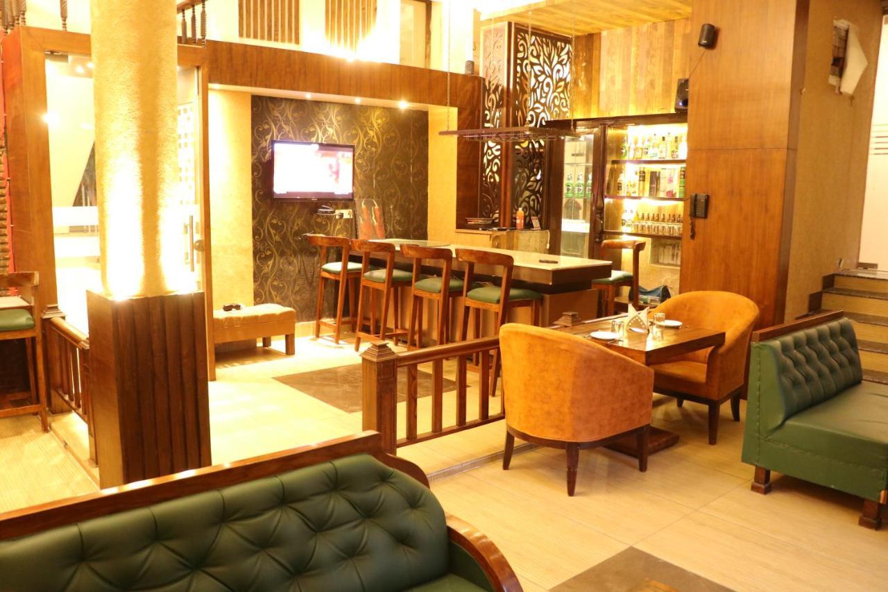 Hotel Pushap Palace Patiala Luaran gambar