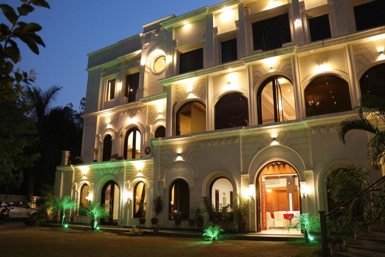 Hotel Pushap Palace Patiala Luaran gambar